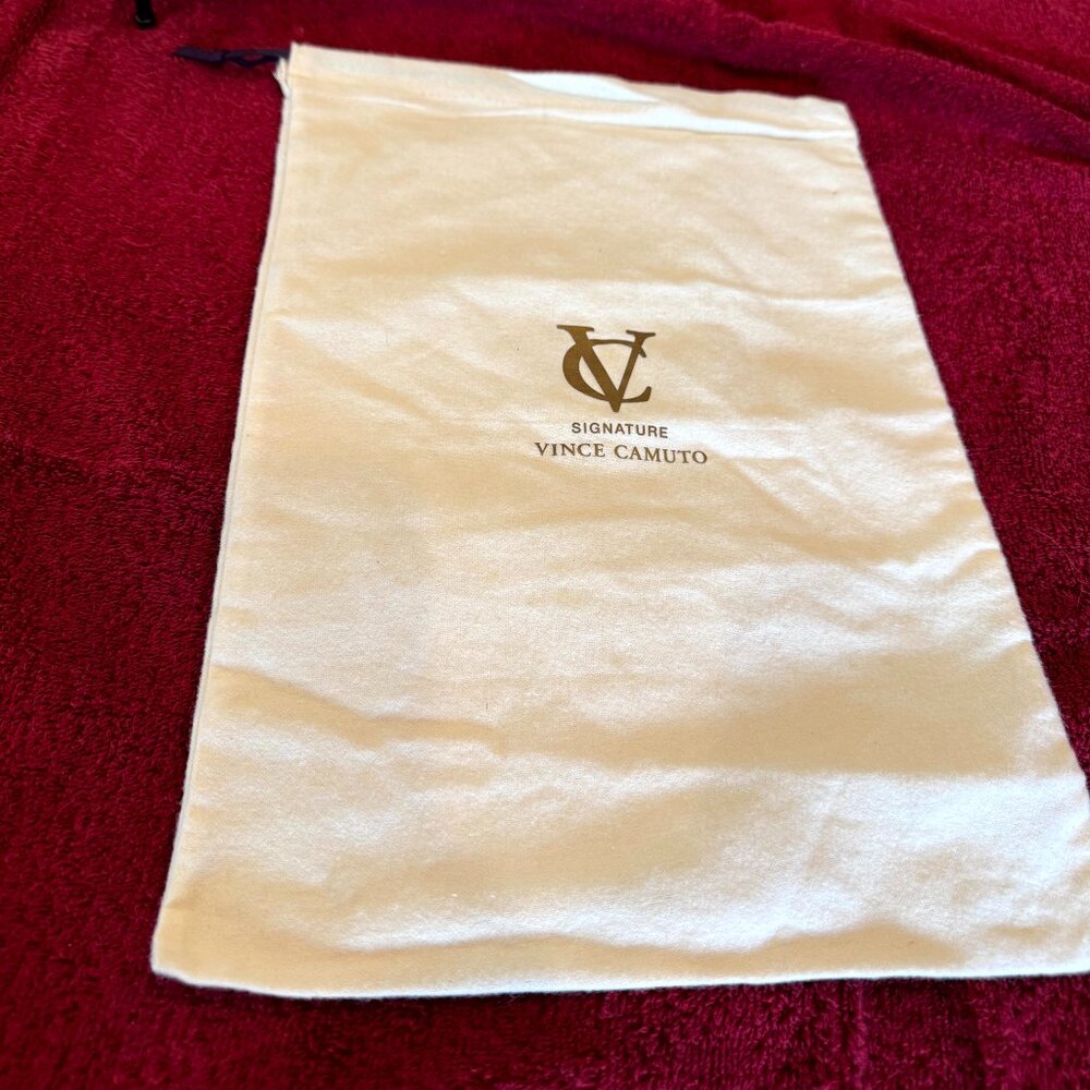 Signature Vince Camuto Dust Bag Pouch 10" x 14" Purse Cover EUC Ivory